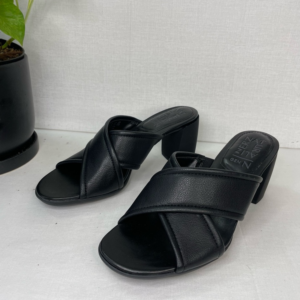 Naturalizer‎ Genn-Rhythm Slide Sandal black leather block heel 6.5 M, B 269